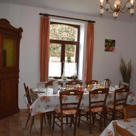 Chez Basile * Oizy